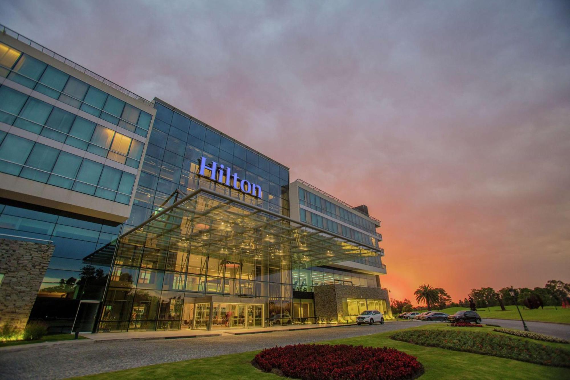 Hotel Hilton Pilar à Pilar  Extérieur photo